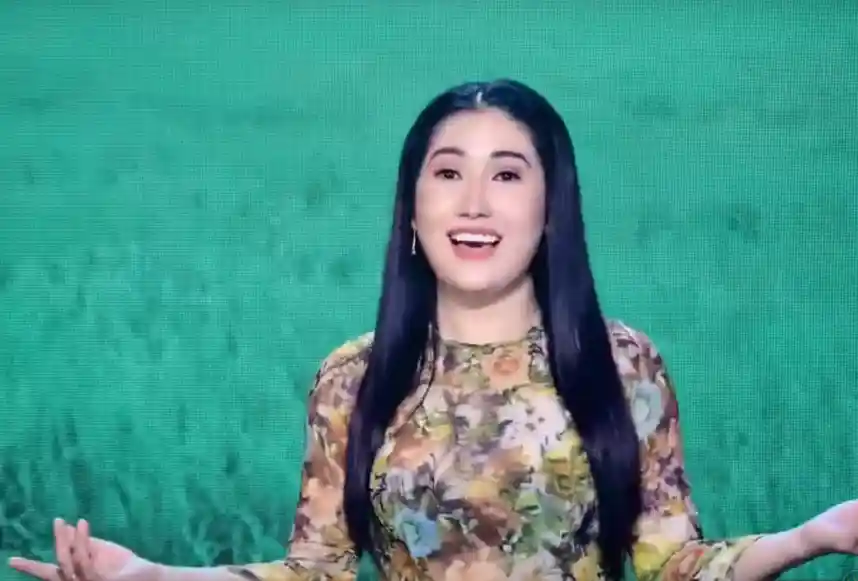Khoảnh khắc xúc động của Minh Ngọc trong MV "Hương Tình Bến Tre"