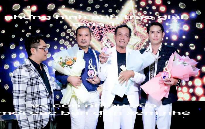 trao giai cuoc thi tim kiem giong hat hay Minh Ngọc Bolero